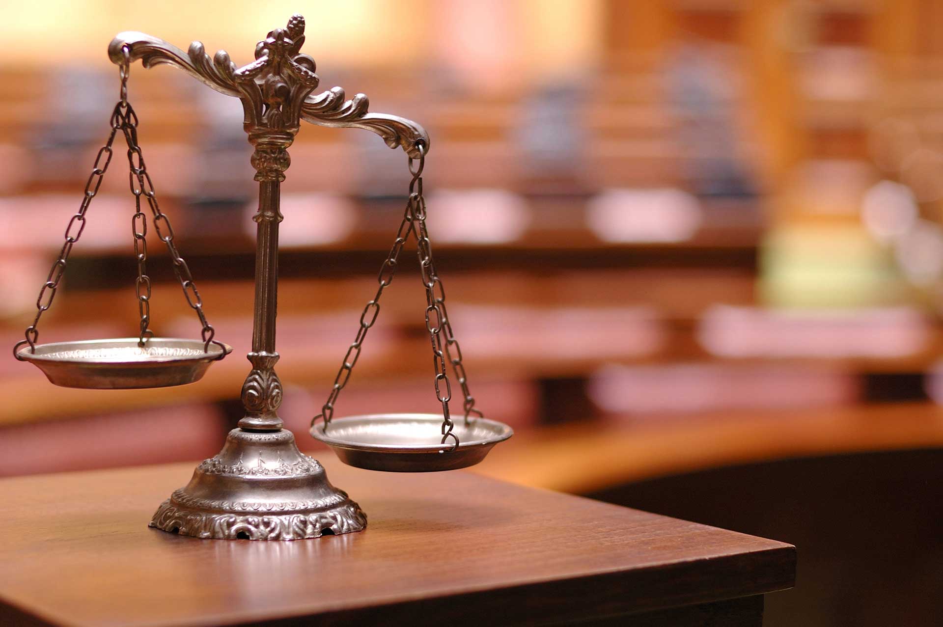 Avocat criminaliste Me Maude Barrière experts en droit criminel et pénal. Vous faites face à des accusations criminelles? Contactez un avocat criminaliste